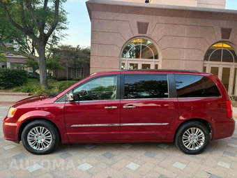 2015 Chrysler Town & Country Touring L - miniatura 7