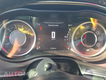 2015 Dodge Challenger R/T – miniatura 12