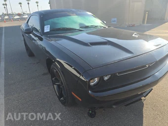 2015 Dodge Challenger R/T – miniatura 3