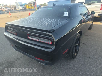 2015 Dodge Challenger R/T – miniatura 4