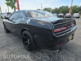2015 Dodge Challenger R/T – miniatura 2