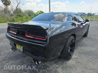 2015 Dodge Challenger R/T – miniatura 3