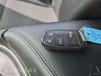 2015 Dodge Challenger R/T – miniatura 8