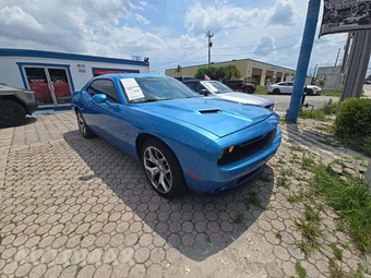 2015 Dodge Challenger R/T Plus – miniatura 4