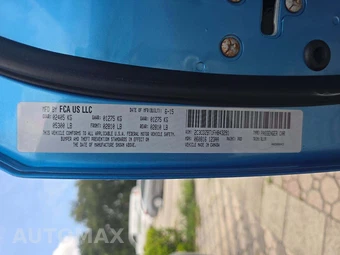 2015 Dodge Challenger R/T Plus – miniatura 5
