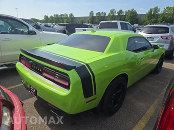 2015 Dodge Challenger R/T Scat Pack - miniatura 4