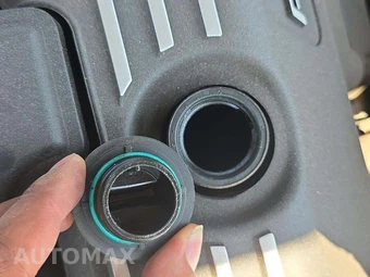 2015 Dodge Challenger R/T Scat Pack - miniatura 22