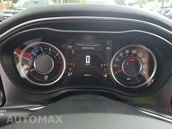 2015 Dodge Challenger R/T Scat Pack – miniatura 9