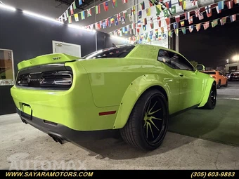 2015 Dodge Challenger SRT 392 - miniatura 10