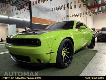 2015 Dodge Challenger SRT 392 - miniatura 3
