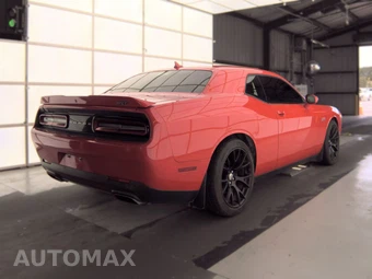2015 Dodge Challenger SRT 392 – miniatura 4