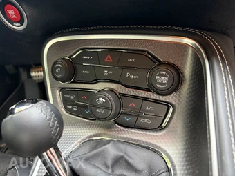 2015 Dodge Challenger SRT Hellcat - miniatura 26