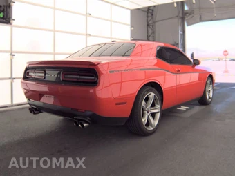 2015 Dodge Challenger SXT – miniatura 4