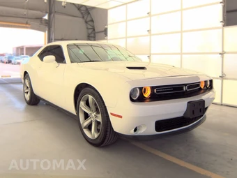 2015 Dodge Challenger SXT - miniatura 3