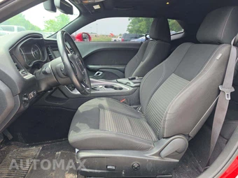 2015 Dodge Challenger SXT – miniatura 6