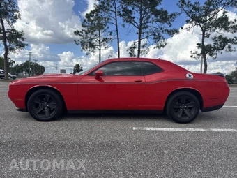 2015 Dodge Challenger SXT - miniatura 3