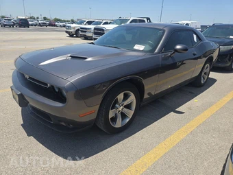 2015 Dodge Challenger SXT