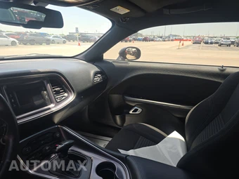 2015 Dodge Challenger SXT – miniatura 11