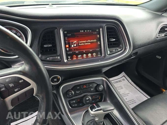 2015 Dodge Challenger SXT Plus – miniatura 10