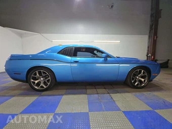 2015 Dodge Challenger SXT Plus - miniatura 4