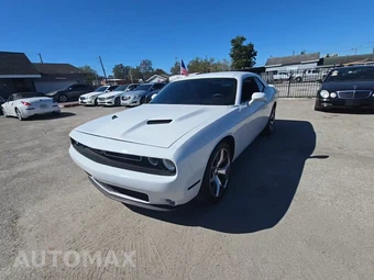 2015 Dodge Challenger SXT Plus