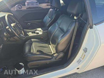 2015 Dodge Challenger SXT Plus – miniatura 7