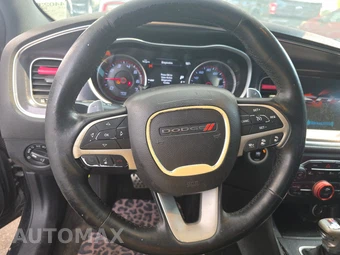 2015 Dodge Charger R/T - miniatura 10