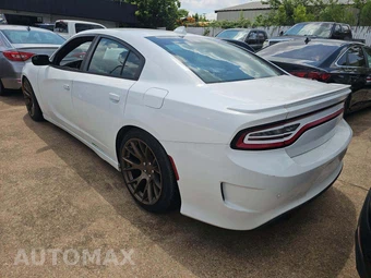 2015 Dodge Charger R/T – miniatura 2