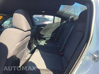 2015 Dodge Charger R/T – miniatura 13