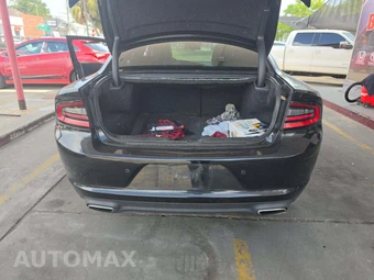 2015 Dodge Charger R/T – miniatura 14