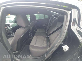 2015 Dodge Charger SE – miniatura 13