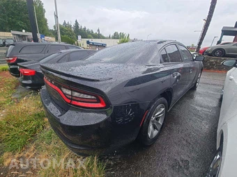 2015 Dodge Charger SE – miniatura 3