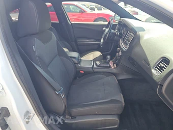 2015 Dodge Charger SE - miniatura 8