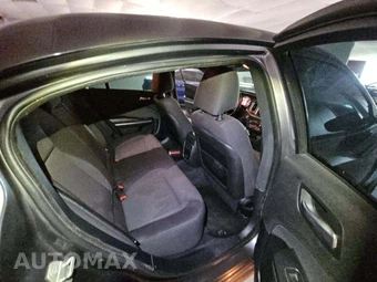 2015 Dodge Charger SE – miniatura 16