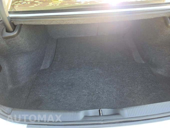 2015 Dodge Charger SE – miniatura 11