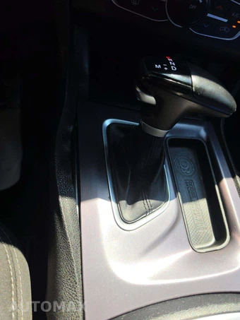 2015 Dodge Charger SE – miniatura 18