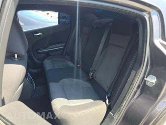 2015 Dodge Charger SE – miniatura 13