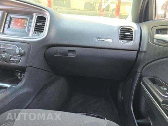 2015 Dodge Charger SE – miniatura 18