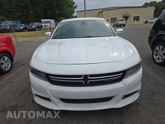 2015 Dodge Charger SE – miniatura 2