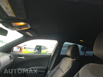 2015 Dodge Charger SE – miniatura 18