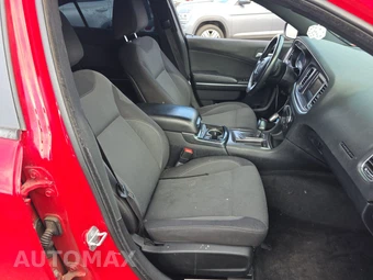 2015 Dodge Charger SE – miniatura 8