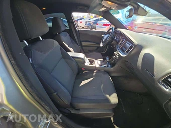 2015 Dodge Charger SE - miniatura 18