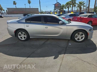 2015 Dodge Charger SE - miniatura 4