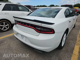 2015 Dodge Charger SE - miniatura 4