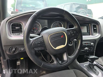 2015 Dodge Charger SE – miniatura 10
