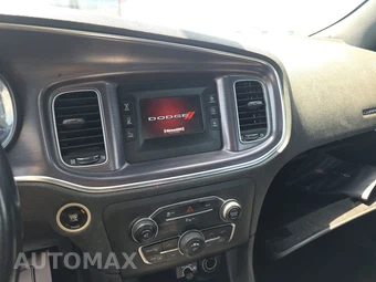 2015 Dodge Charger SE - miniatura 11