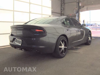 2015 Dodge Charger SE - miniatura 4