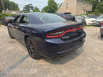 2015 Dodge Charger SE - miniatura 2