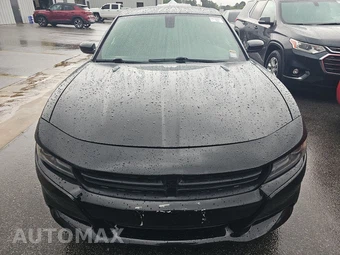 2015 Dodge Charger SXT – miniatura 2
