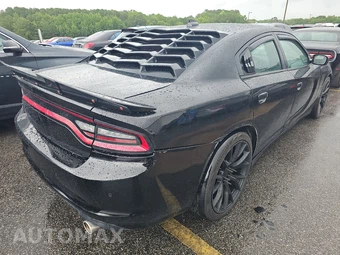 2015 Dodge Charger SXT – miniatura 4